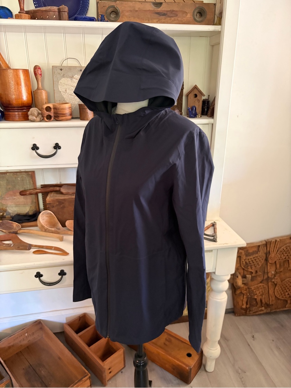 Uniqlo Womens Navy Hooded Rain Jacket